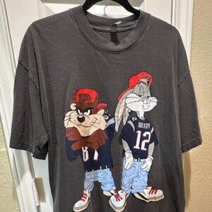 Looney Tunes Bugs and Taz (Brady and Gronkowski - Patriots) Tshirt (Rare)